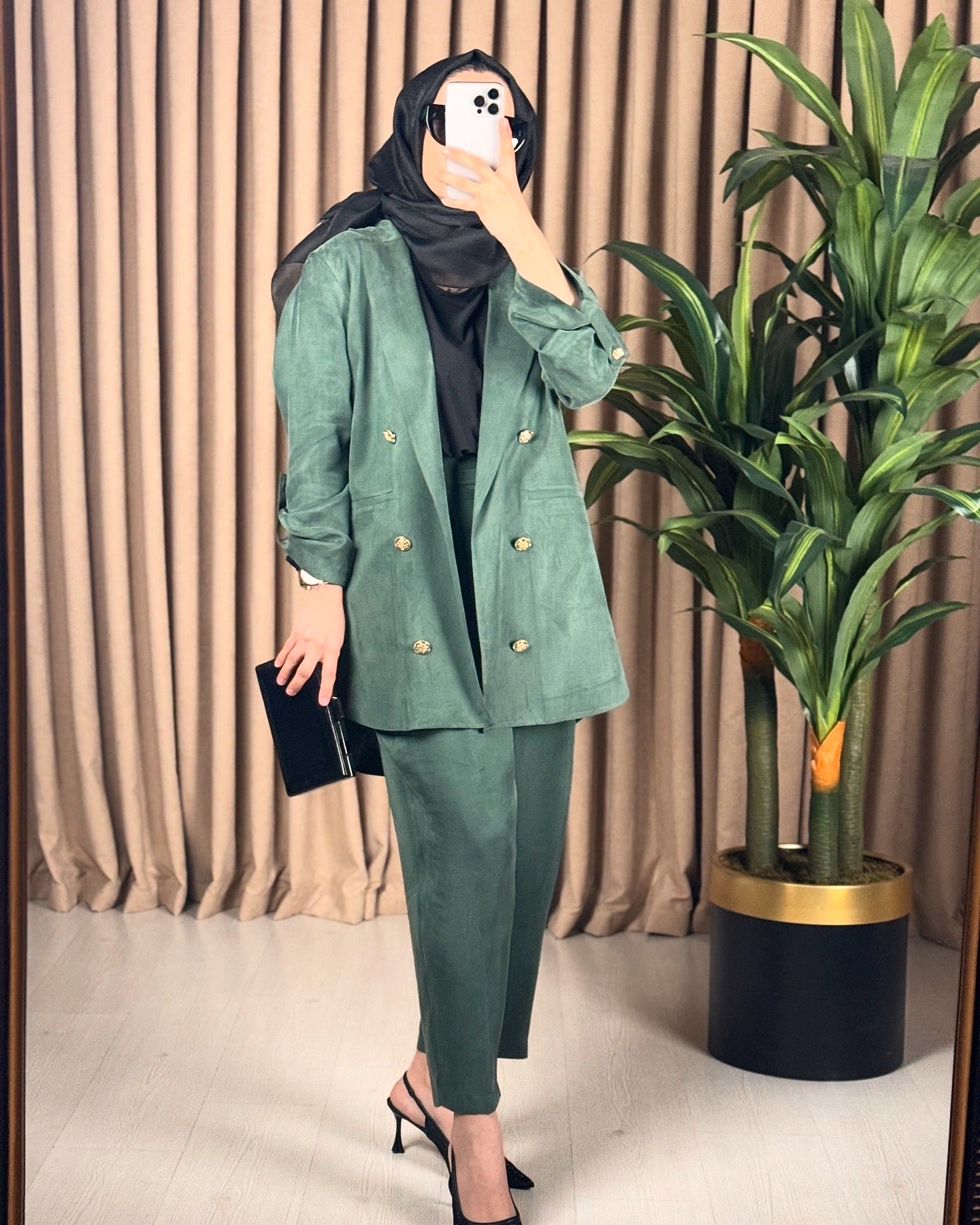 GHİSA MARKA İPEK KUPRA TAKIM