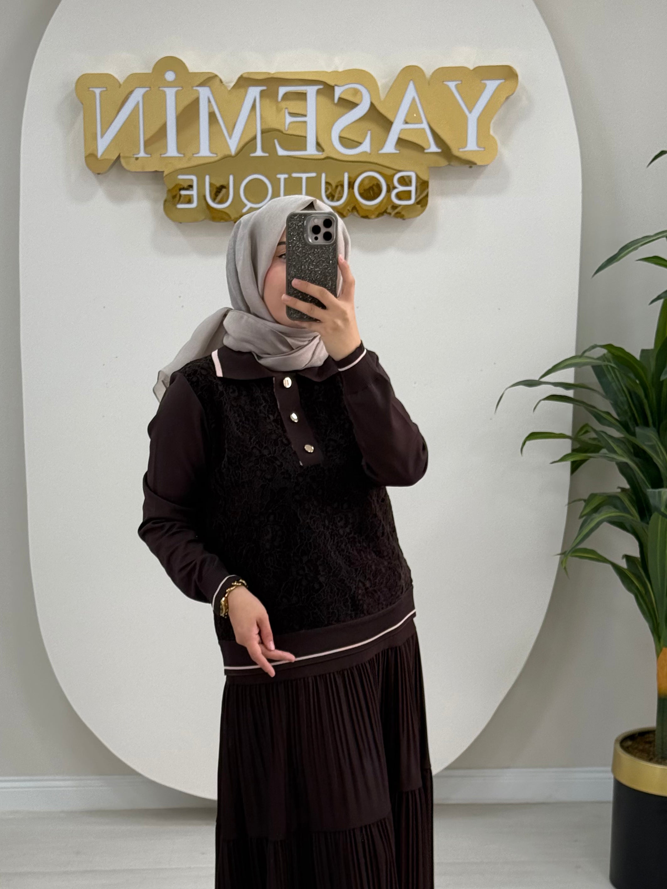 FUAT GÜRŞEN MARKA GÜPÜR DETAYLI TRİKO