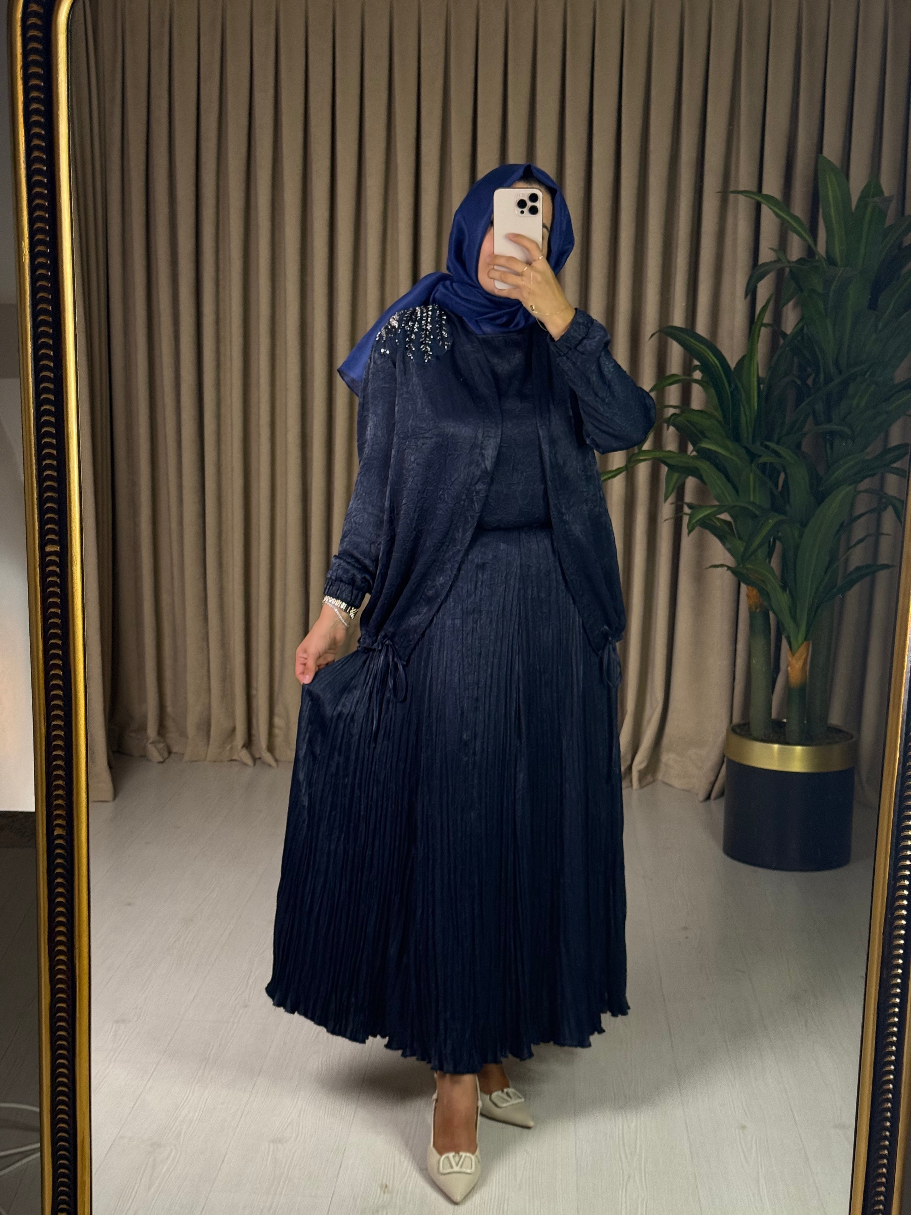 FUAT GÜRŞEN 3 LÜ ETEKLİ TAKIM