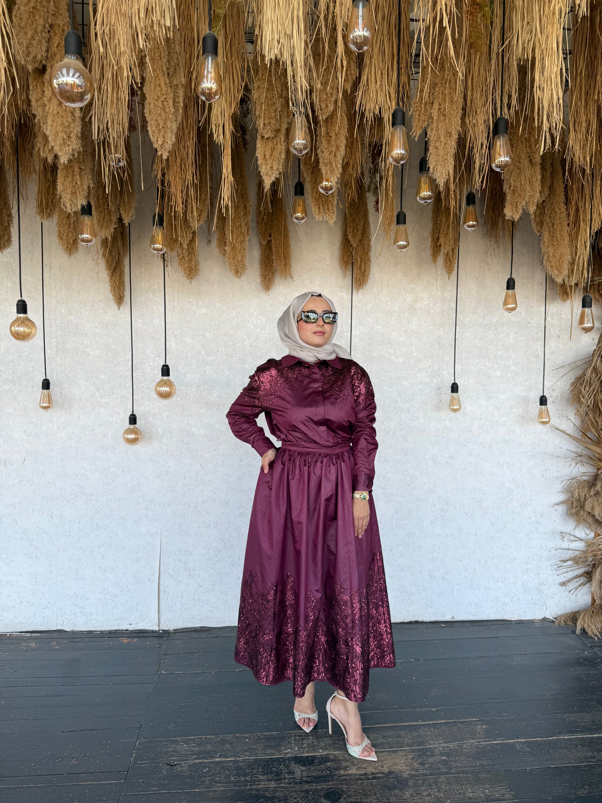 VUU MARKA PAYETLİ İŞLEMELİ  GÖMLEK ETEK