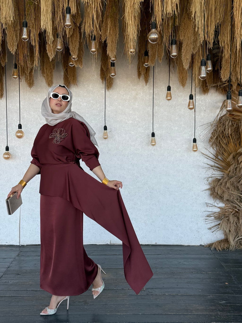 VUU MARKA AKSESUAR DETAYLI SATEN ETEKLİ TAKIM