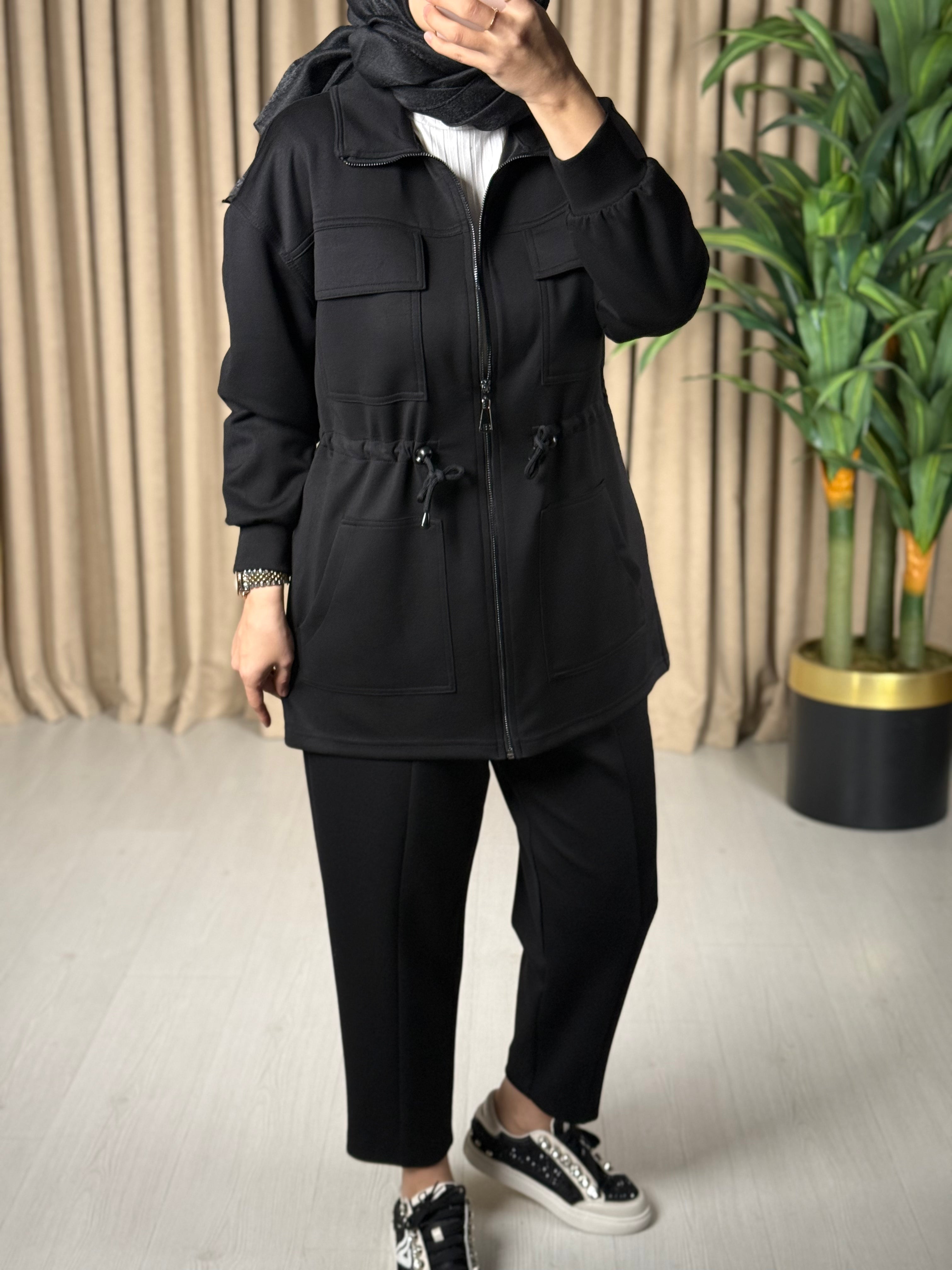 FERMUARLI SPOR CEKET