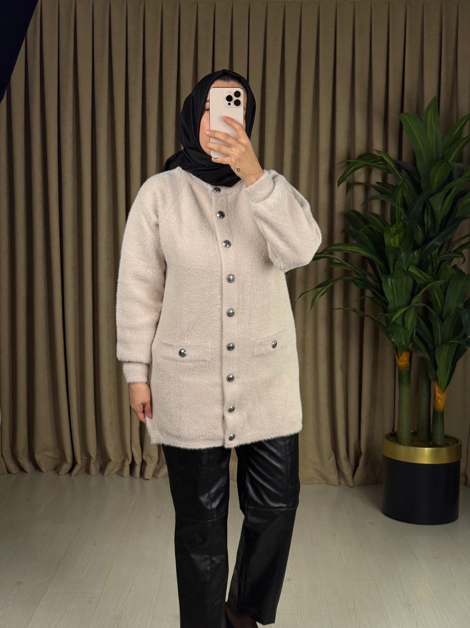 NUSS MARKA METAL DÜĞMELİ  ANGORA HIRKA