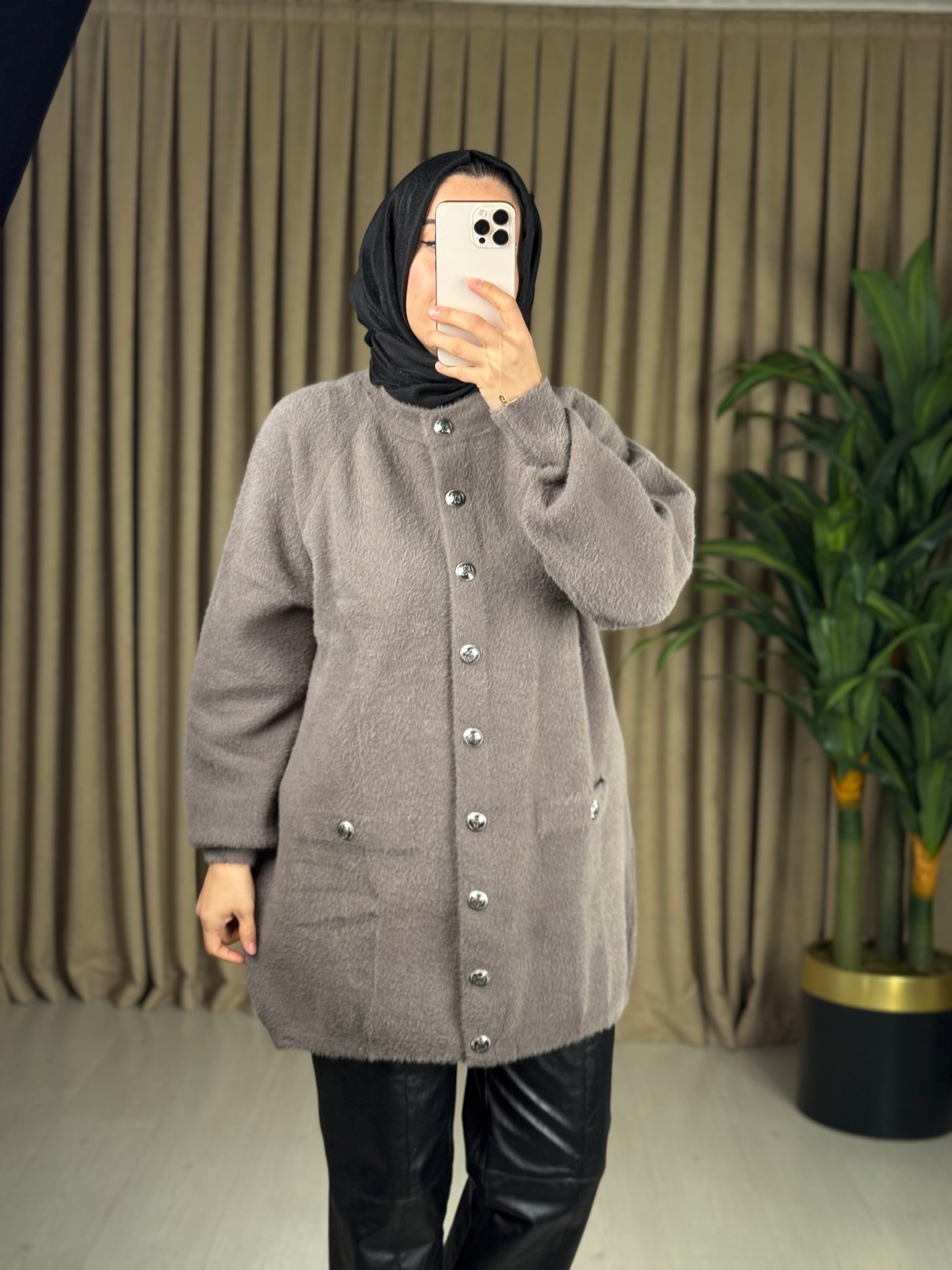 NUSS MARKA METAL DÜĞMELİ  ANGORA HIRKA