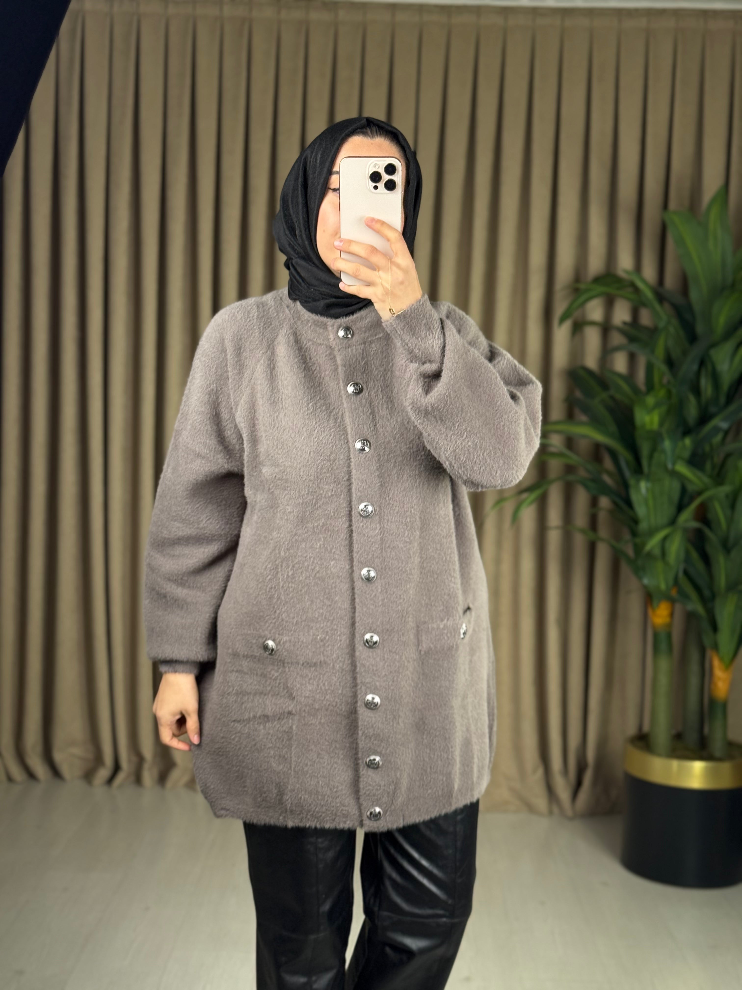 NUSS MARKA METAL DÜĞMELİ  ANGORA HIRKA