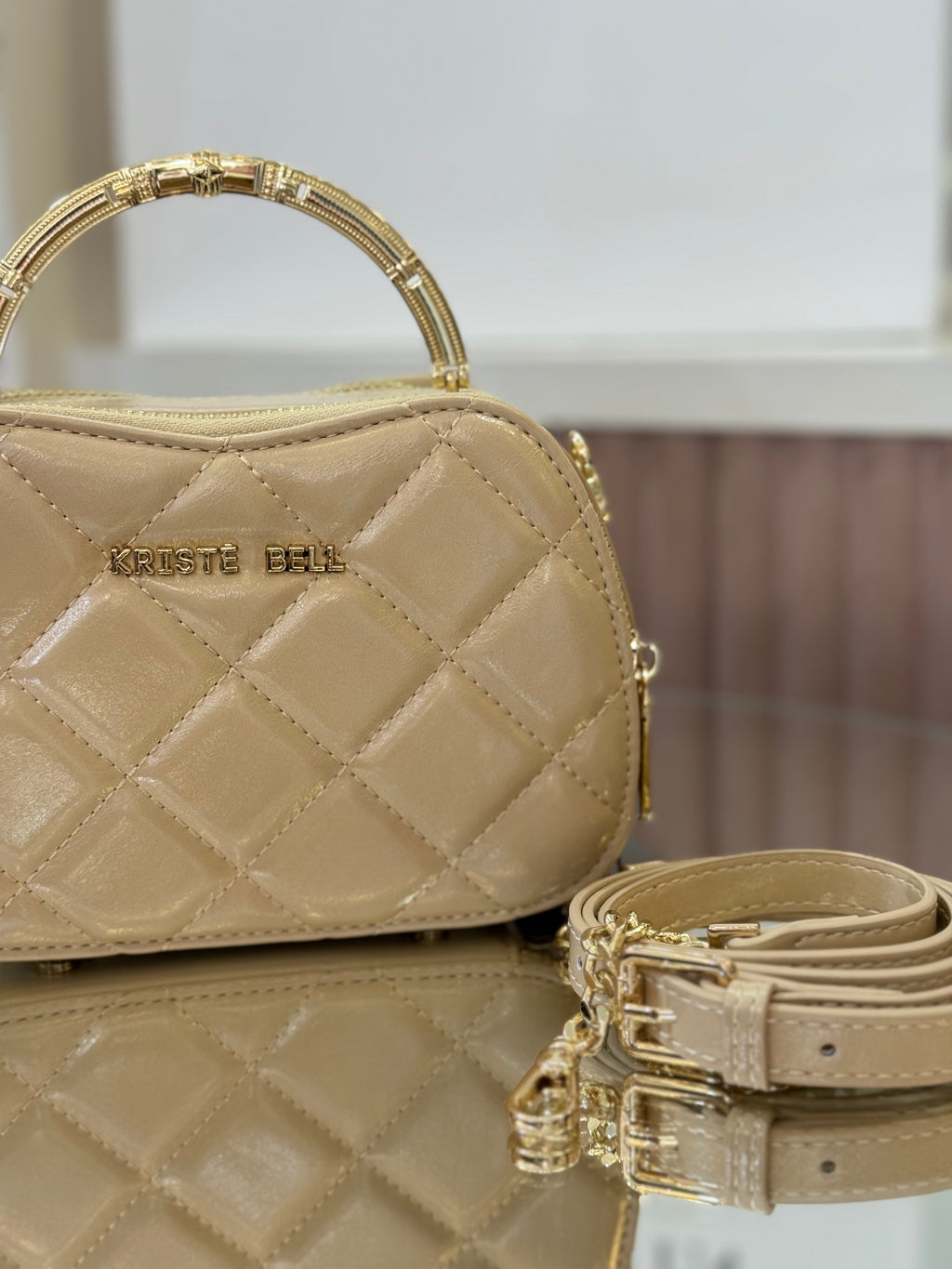 KRİSTEBELL KAPİTONE RUGAN MİNİ ALTIN SAP DETAYLI ÇANTA