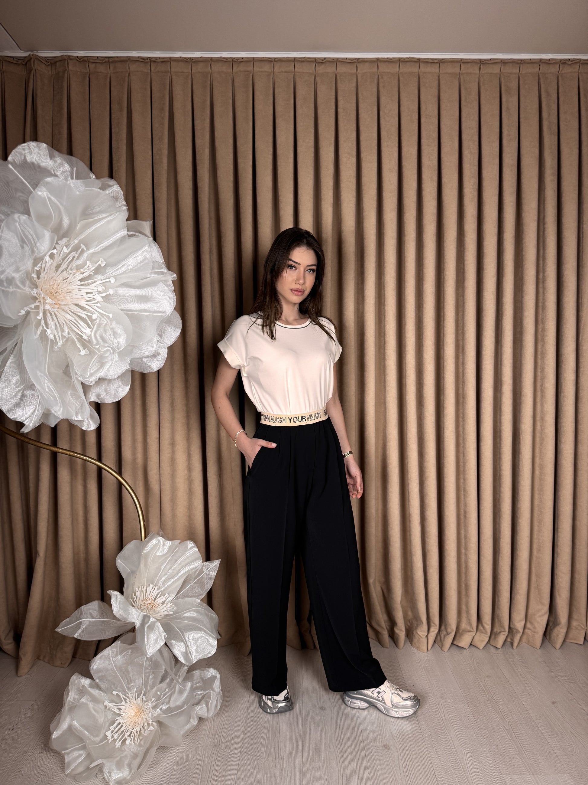 LASTİK DETAYLI BOL PANTOLON