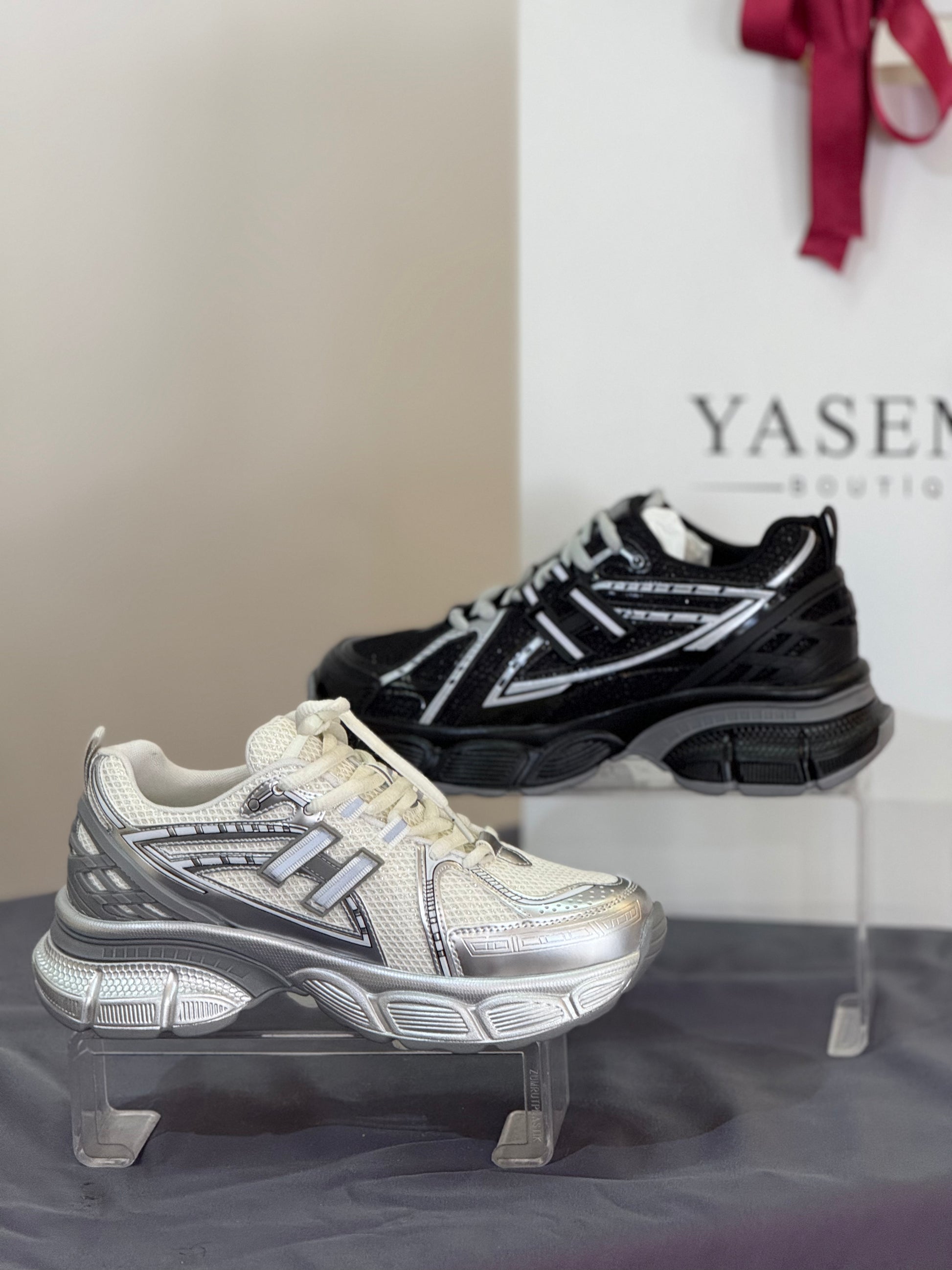 İTHAL  RAHAT KALIP SİMLİ KALIN TABAN SNEAKERS