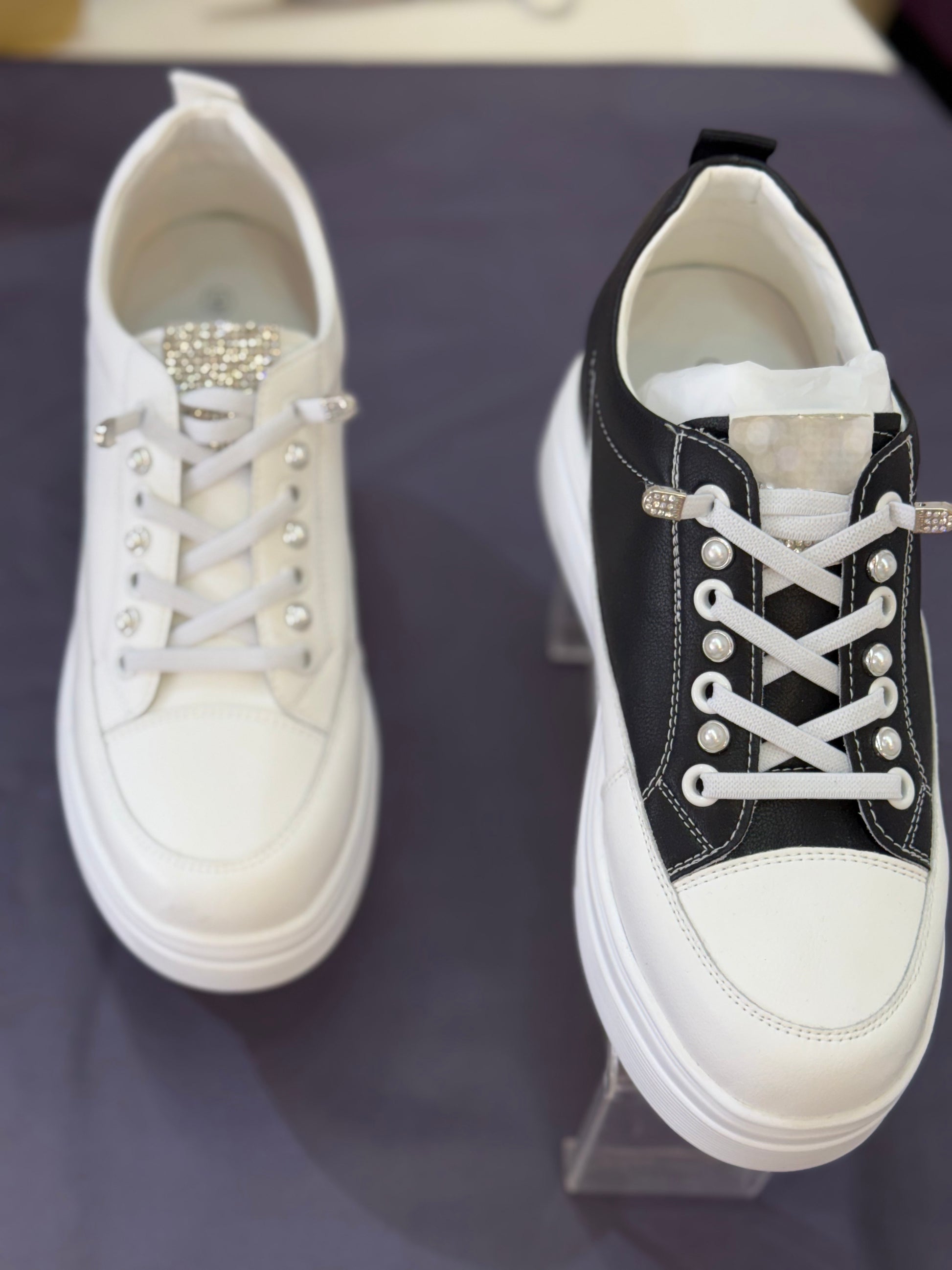 İTHAL ÖZEL SERİ TAŞ DETATLI SNEAKER