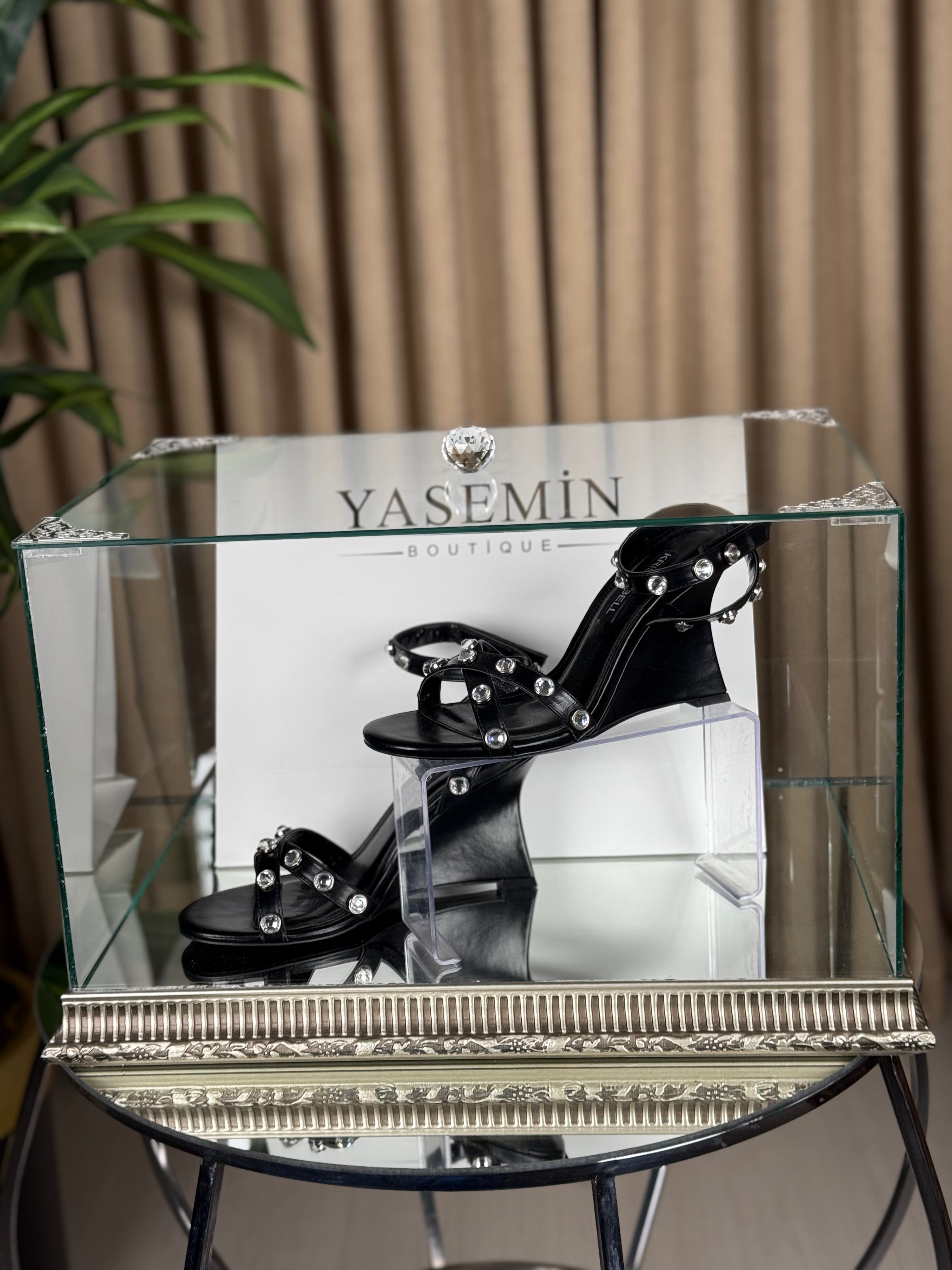 KRISTE BELL TASARIM TOPUKLU AYAKKABI