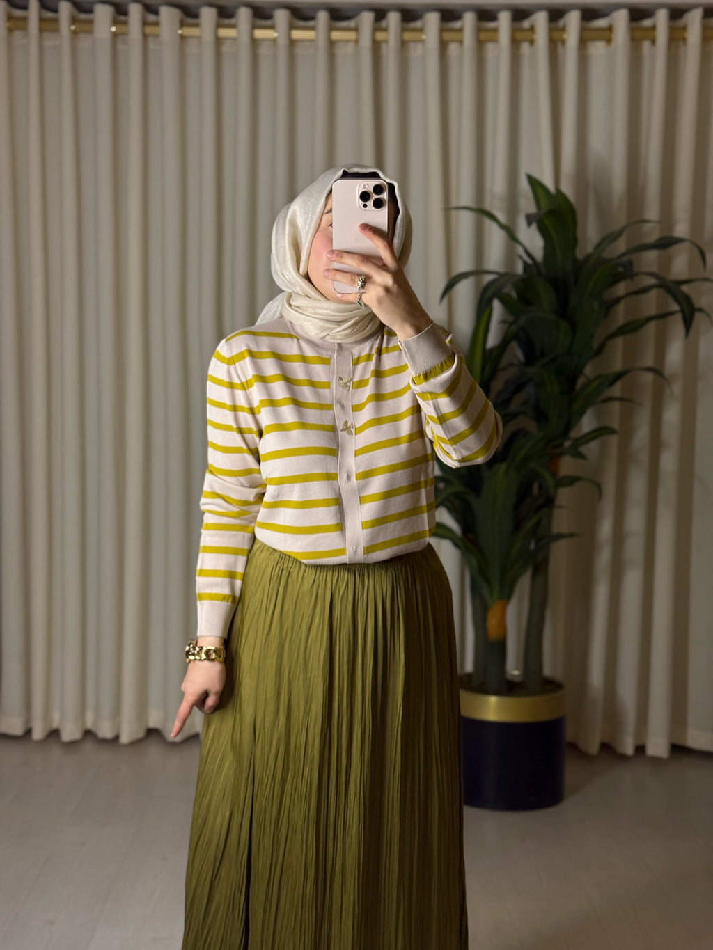 GHİSA MARKA ÇİZGİLİ MERSERİZE HIRKA