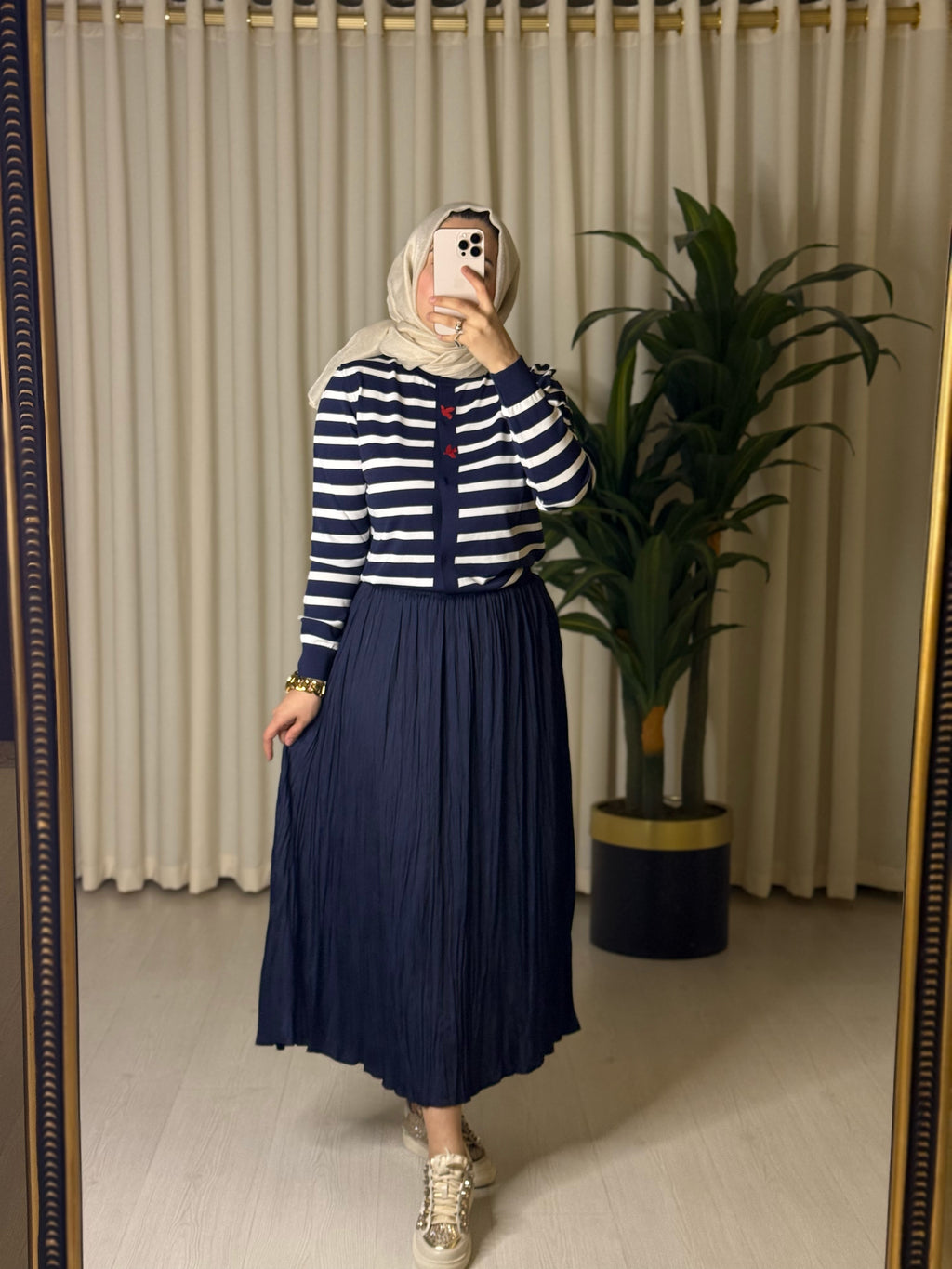 GHİSA MARKA ÇİZGİLİ MERSERİZE HIRKA